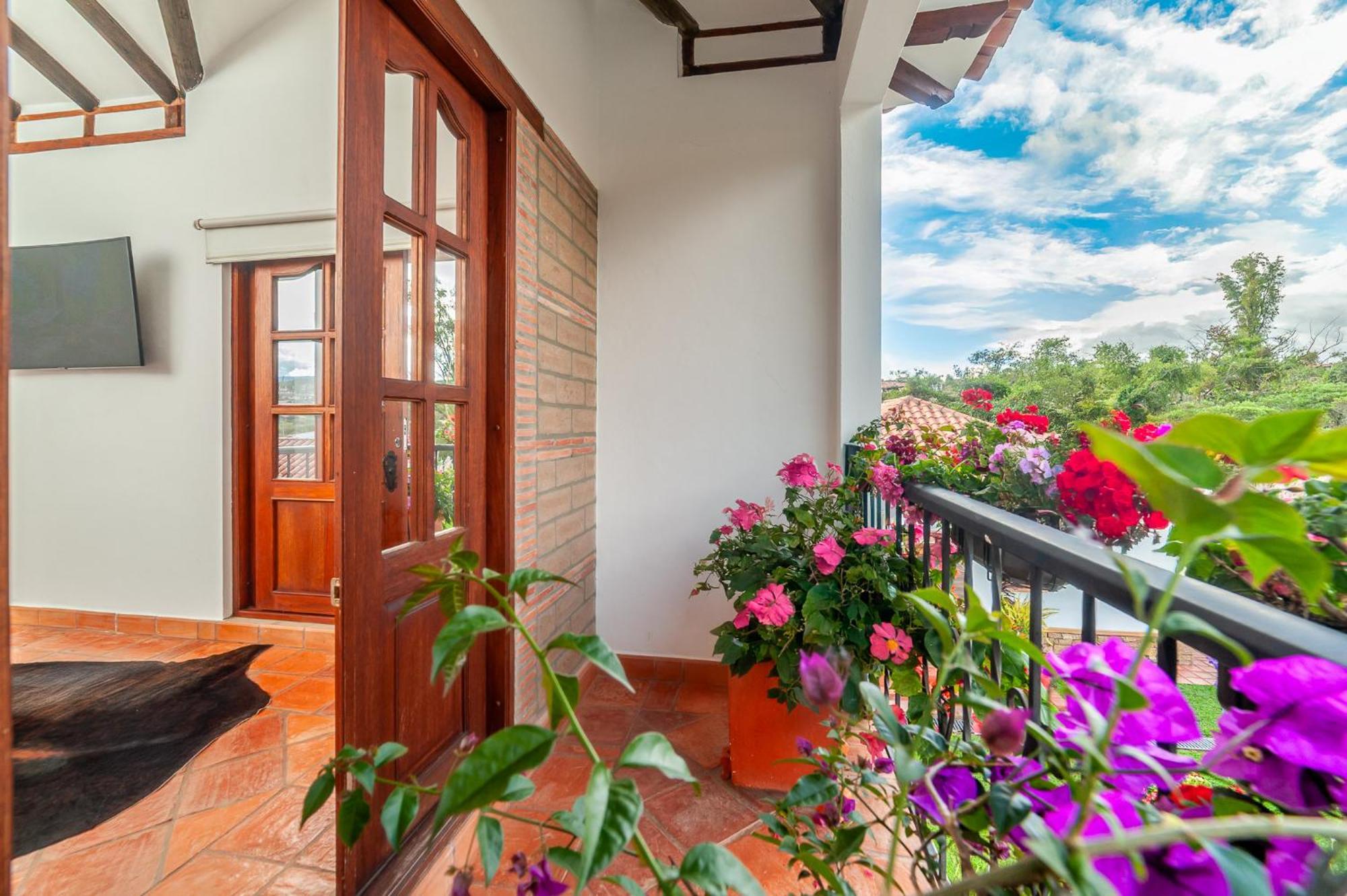 Casa De Las Flores ビージャ・デ・レイバ エクステリア 写真